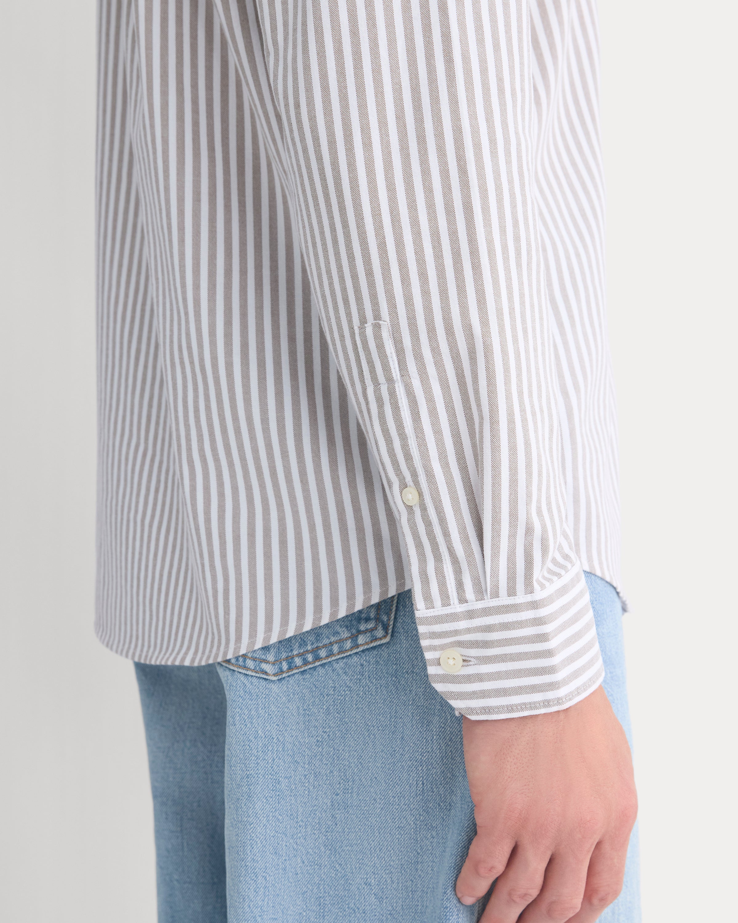 Lightweight Slim-Fit Oxford | Brown