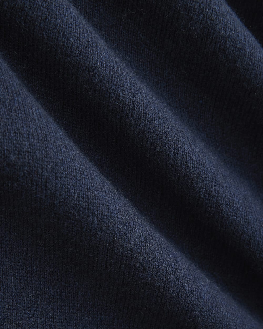 Cashmere Cropped High-V Sweater | Navy